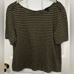 Talbots Green and White Boxy Short Sleeve Tee with Back Tie Size Large